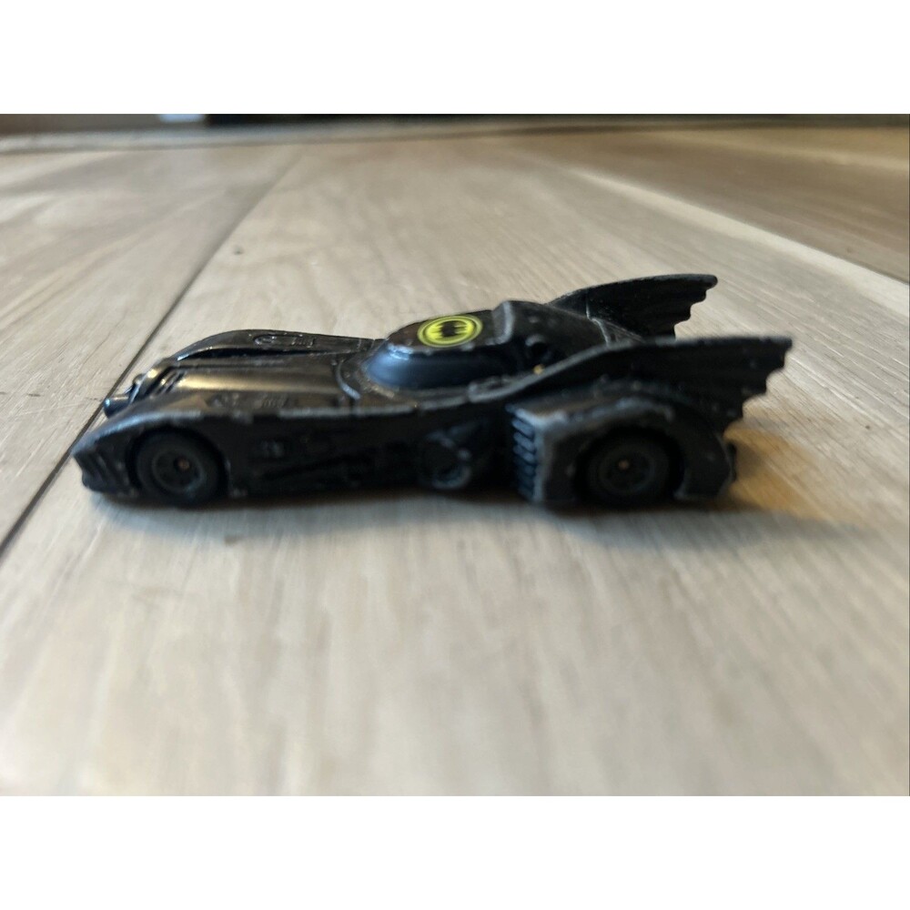 Vintage Batman Batmobile Car Toy DC Comics ERTL 1989 Diecast